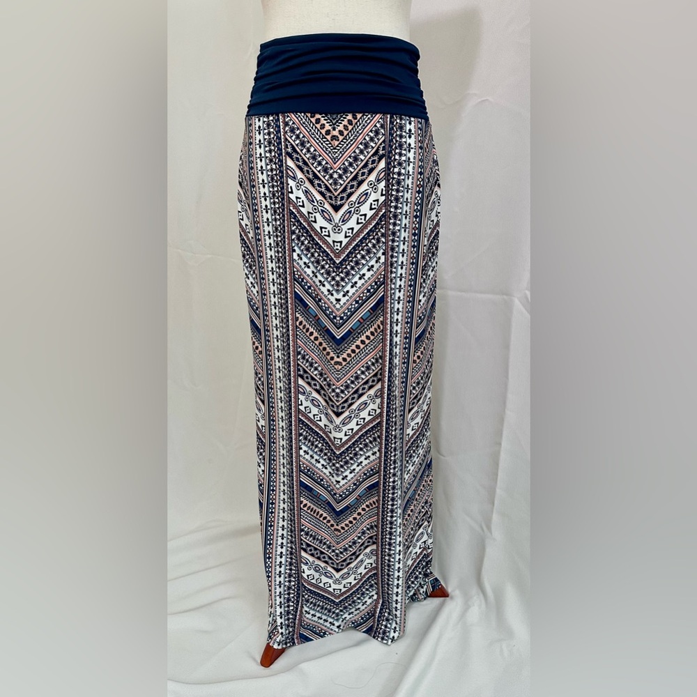 NWOT AB Studios Geometric Maxi Skirt.